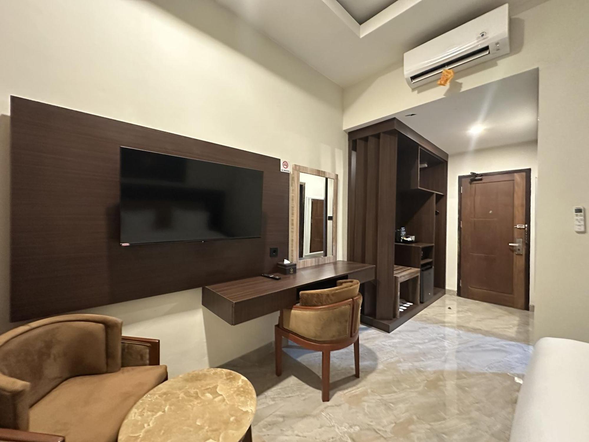 Vega Prime Hotel & Convention Sorong Quarto foto